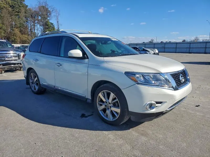 2014 NISSAN PATHFINDER S  