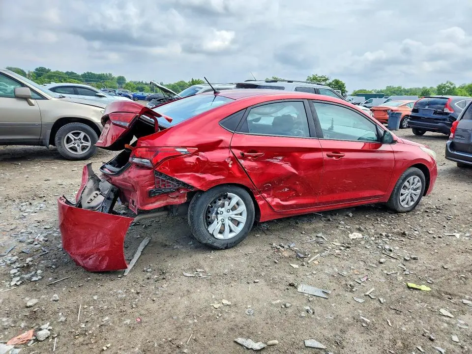 2019 HYUNDAI ACCENT SE  