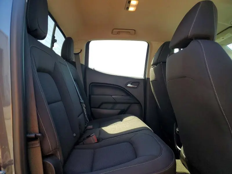 2017 CHEVROLET COLORADO LT  