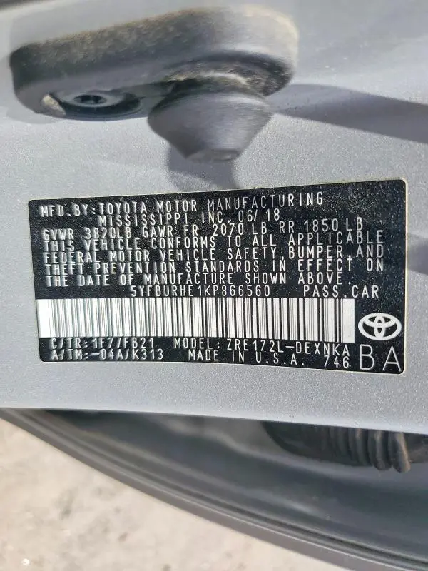 2019 TOYOTA COROLLA LE  