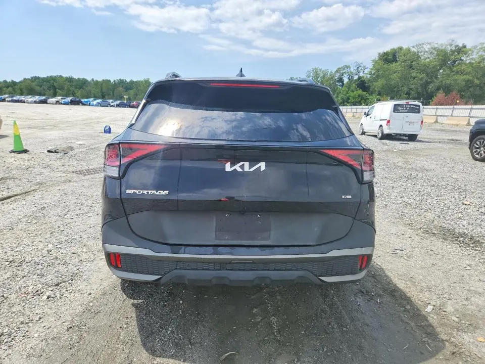 2023 KIA SPORTAGE X-PRO  