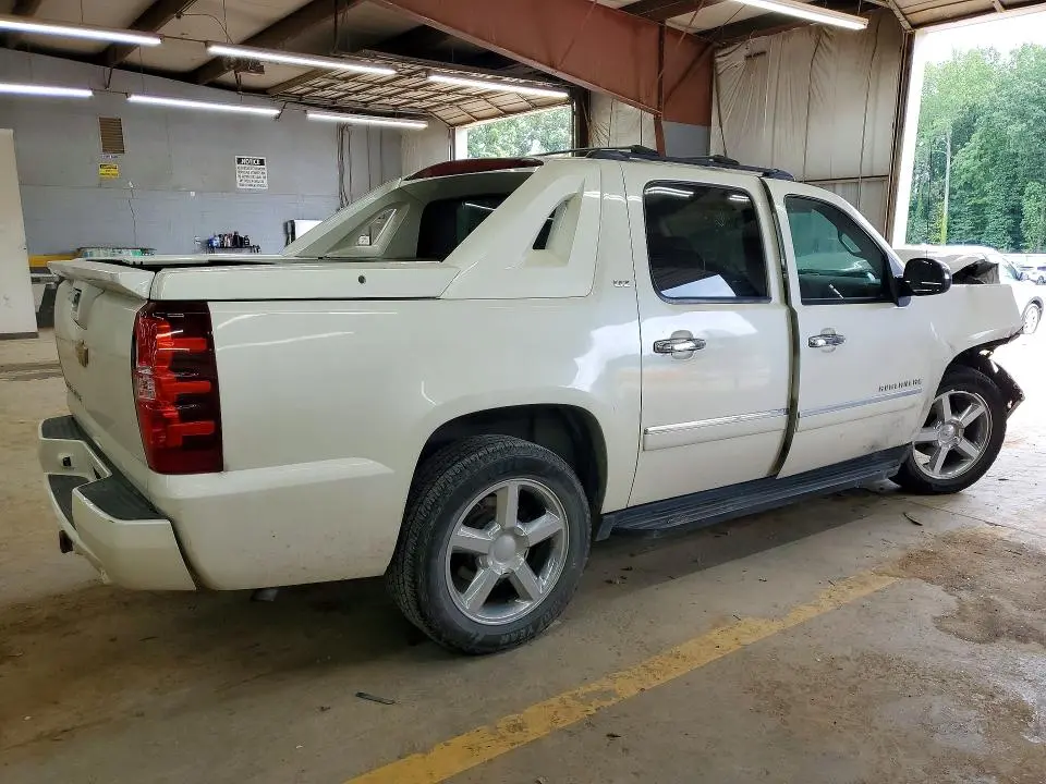 2012 CHEVROLET AVALANCHE LTZ  