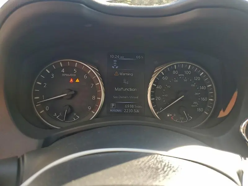 2019 INFINITI Q50 LUXE  