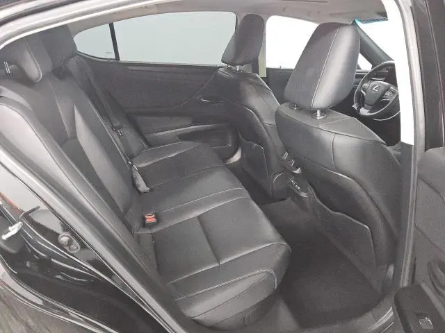 2023 LEXUS ES 300H BASE  