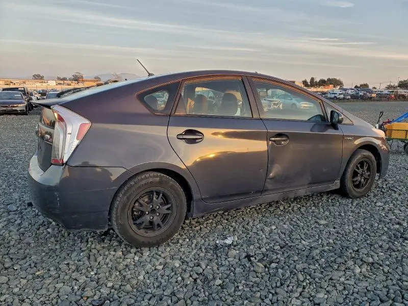 2013 TOYOTA PRIUS   