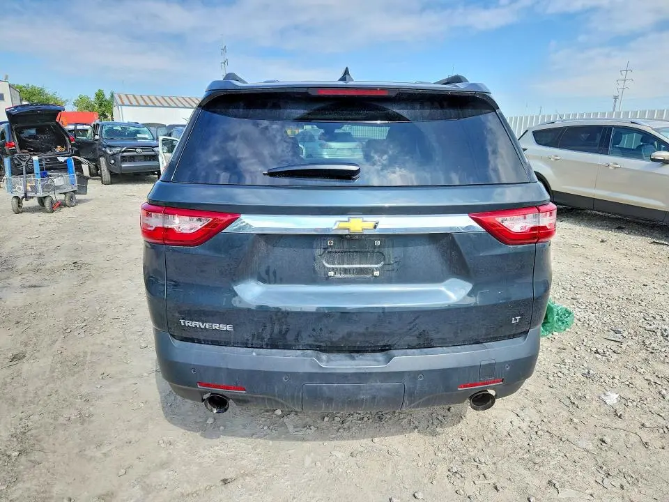2021 CHEVROLET TRAVERSE LT  