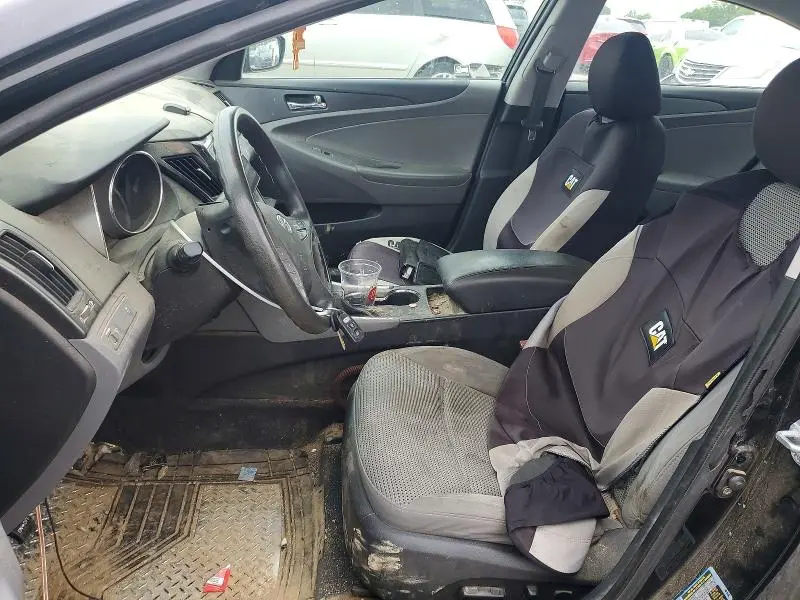 2011 HYUNDAI SONATA GLS  