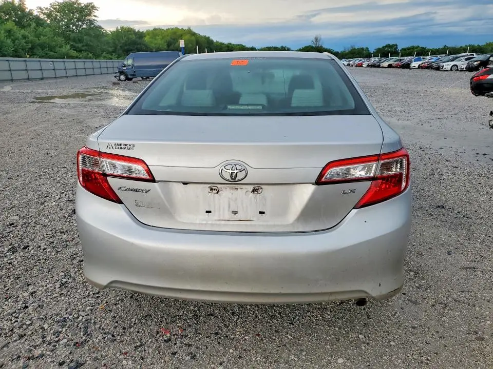 2014 TOYOTA CAMRY LE  