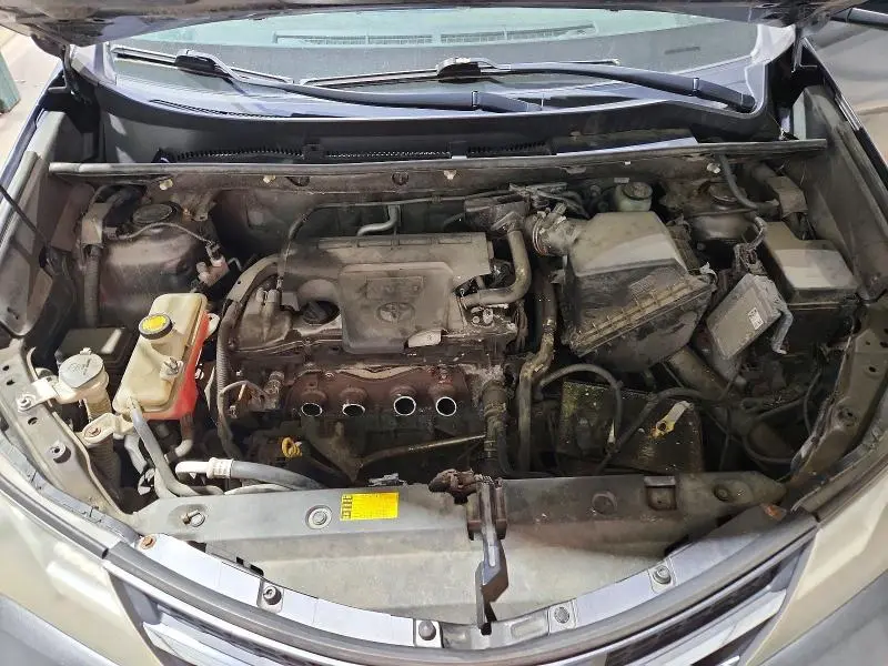 2014 TOYOTA RAV4 LE  