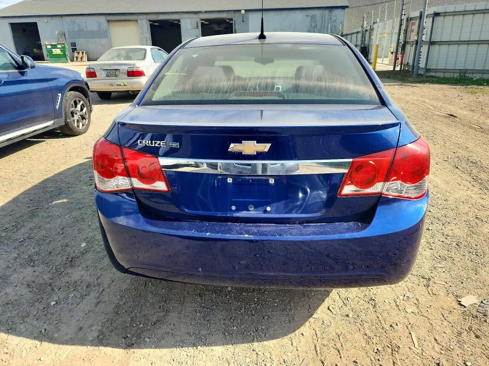 2012 CHEVROLET CRUZE LS  