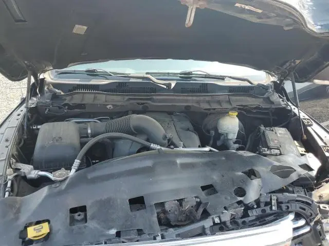 2015 RAM 1500 SLT  