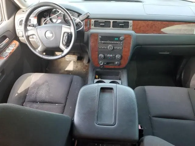 2011 CHEVROLET TAHOE K1500 LS