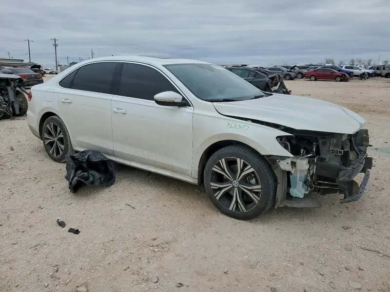 2021 VOLKSWAGEN PASSAT SE  