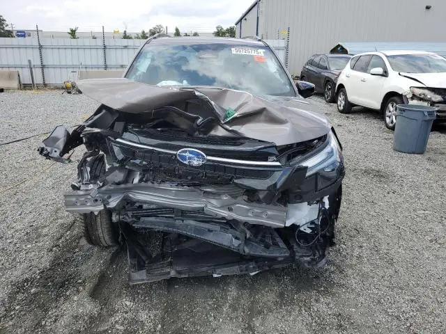 2025 SUBARU FORESTER TOURING  