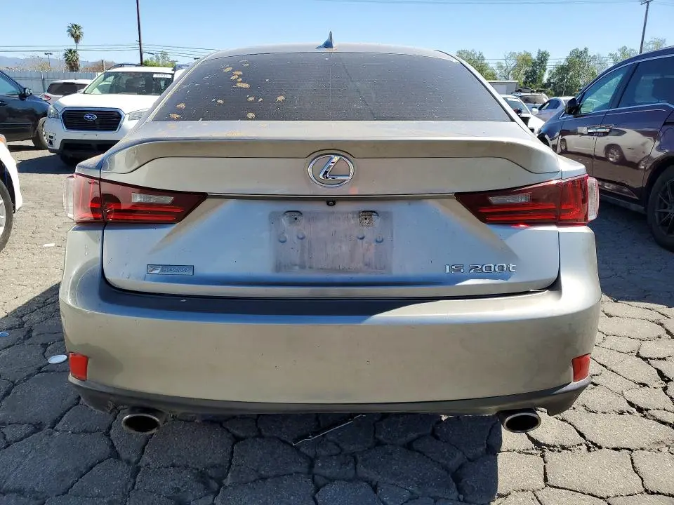 2016 LEXUS IS 200T BASE  