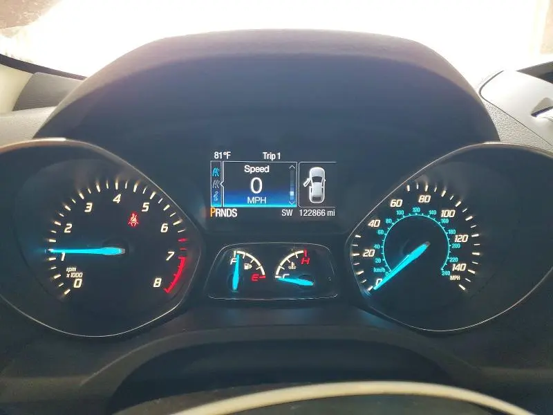 2016 FORD ESCAPE SE  