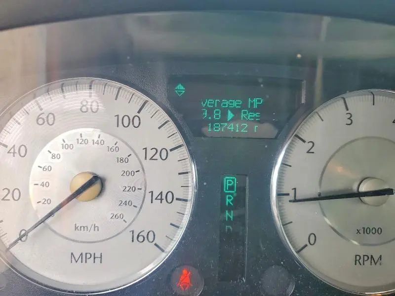 2010 CHRYSLER 300C   