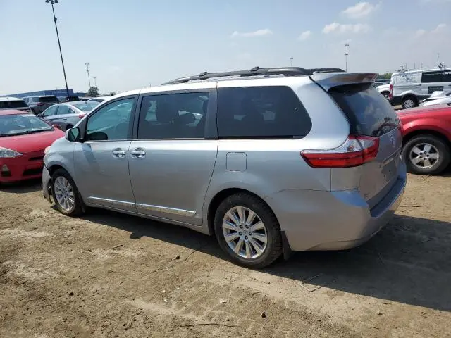 2015 TOYOTA SIENNA XLE  