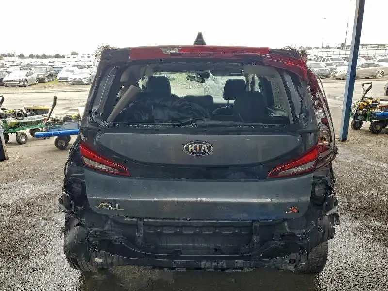 2020 KIA SOUL LX  