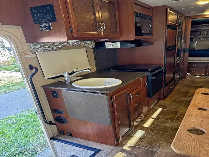 2016 FORD ECONOLINE E450 SUPER DUTY COMMERCIAL STRIPPED CHASSIS  