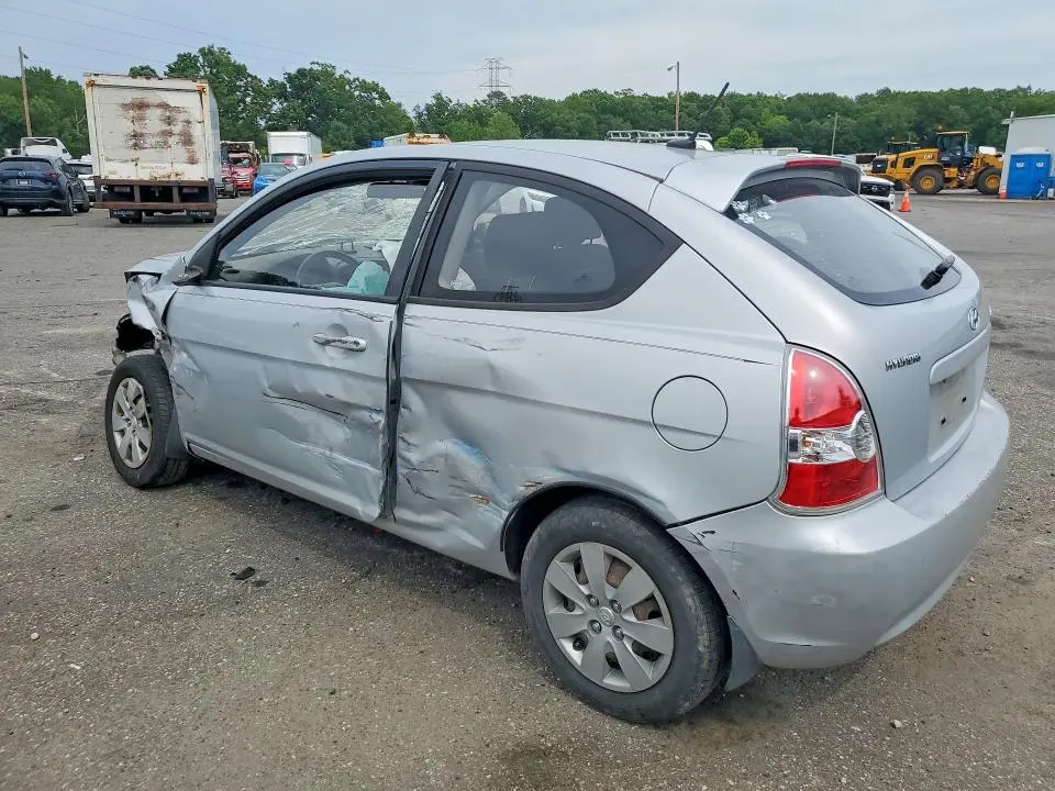 2011 HYUNDAI ACCENT GL  