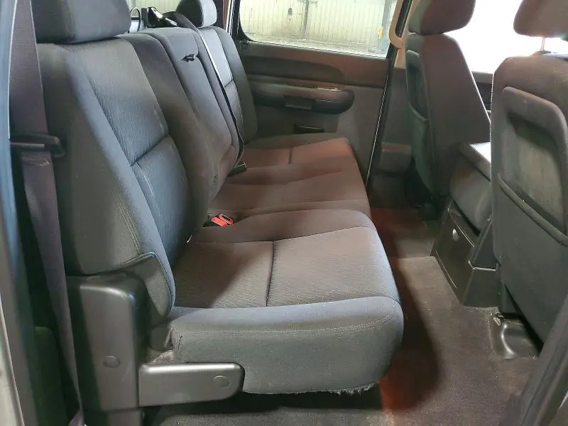 2011 CHEVROLET SILVERADO K1500 LT  