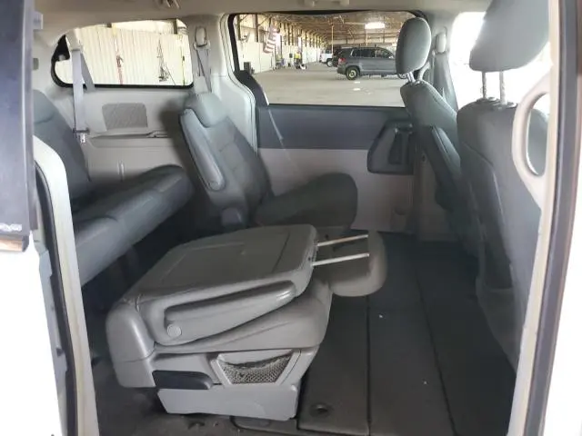 2010 CHRYSLER TOWN & COUNTRY TOURING  