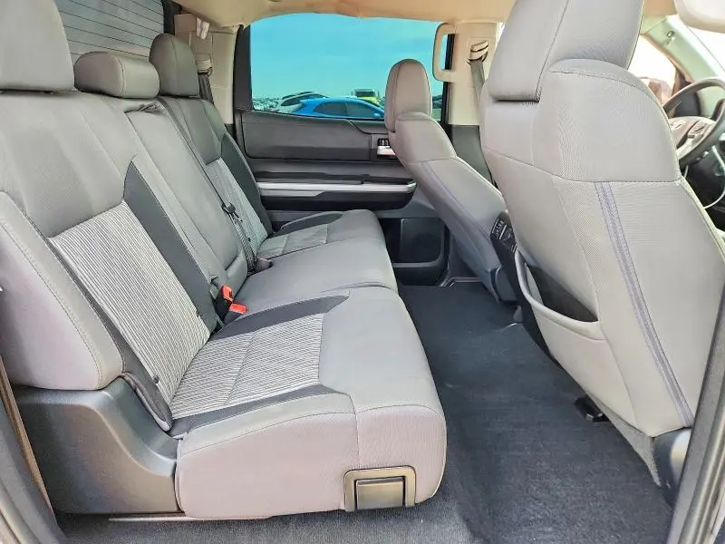 2015 TOYOTA TUNDRA SR5  