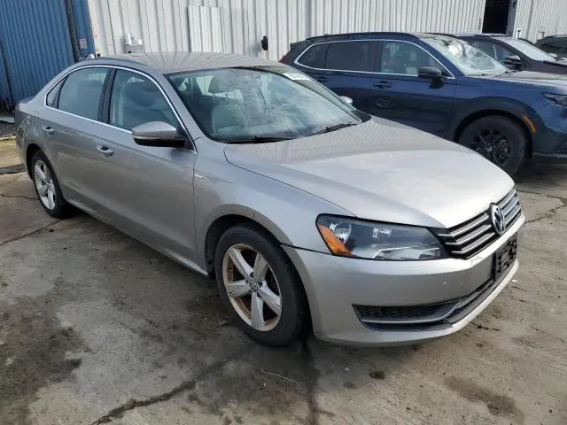 2014 VOLKSWAGEN PASSAT S  