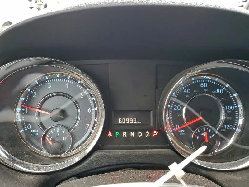 2015 CHRYSLER TOWN & COUNTRY LX  