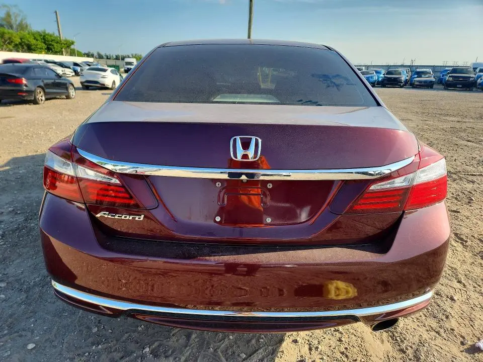 2017 HONDA ACCORD LX  