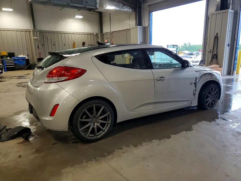 2017 HYUNDAI VELOSTER VALUE EDITION  