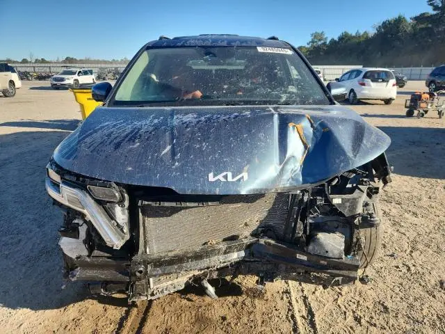 2024 KIA CARNIVAL SX  