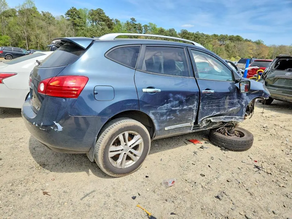 2013 NISSAN ROGUE S  