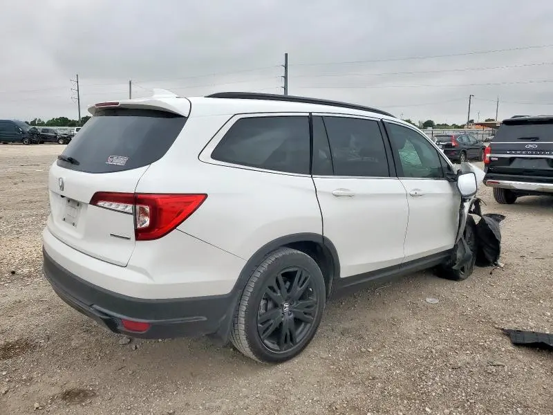 2022 HONDA PILOT SE  