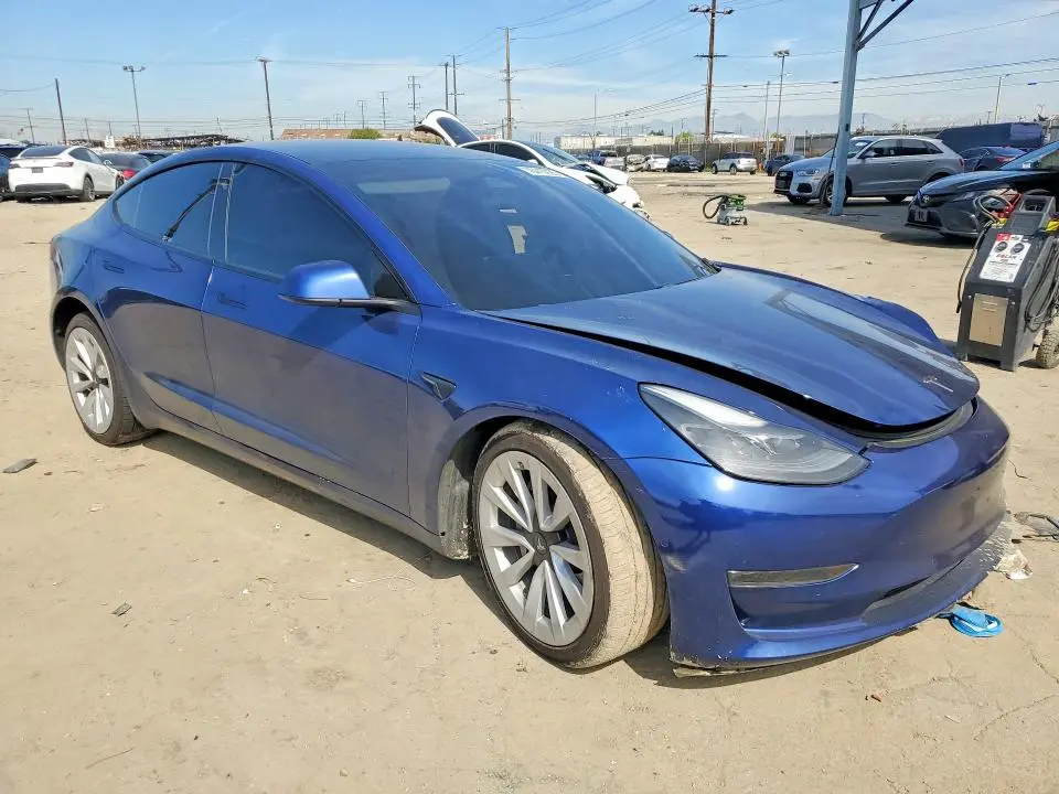 2021 TESLA MODEL 3   