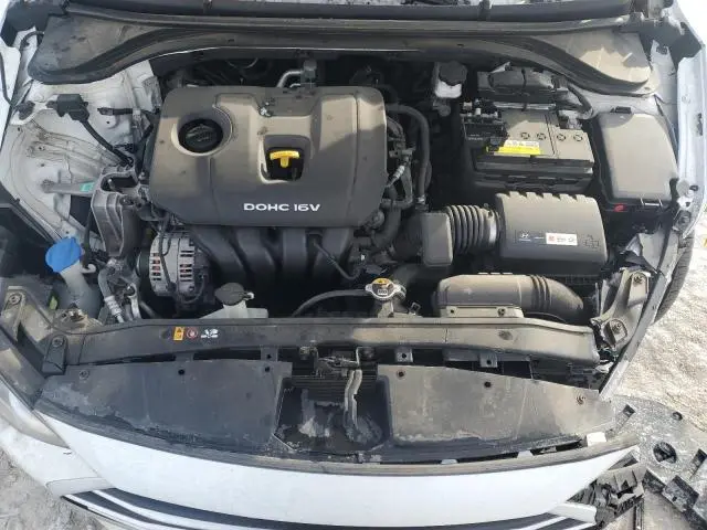 2017 HYUNDAI ELANTRA SE  