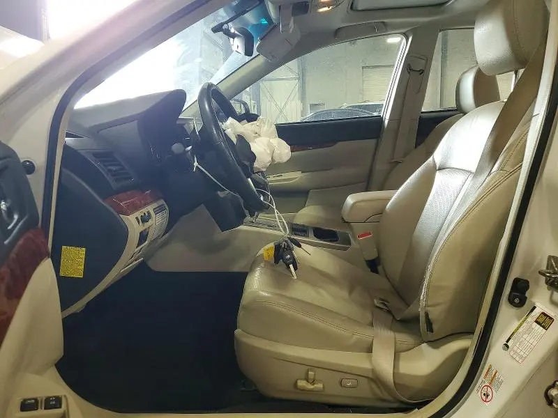 2011 SUBARU LEGACY 3.6R LIMITED  