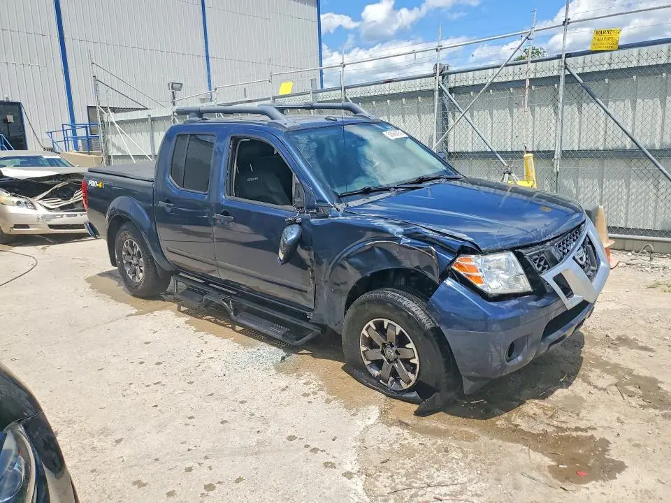 2020 NISSAN FRONTIER PRO-4X  