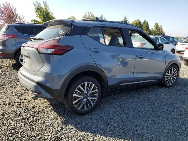 2021 NISSAN KICKS SR