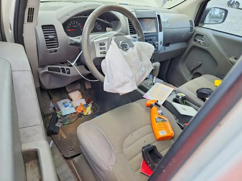 2019 NISSAN FRONTIER S  