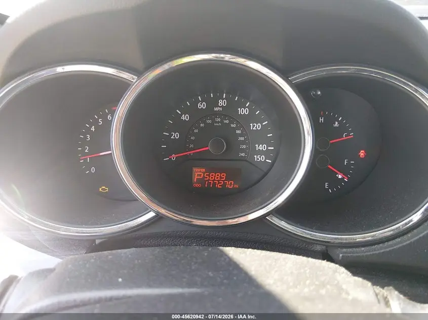2012 KIA SORENTO LX