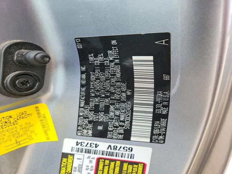 2013 TOYOTA SIENNA XLE 8-PASSENGER  
