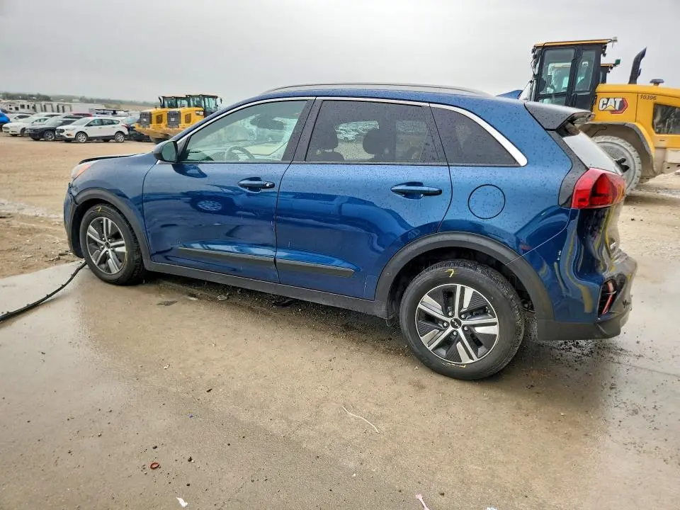 2022 KIA NIRO LXS  