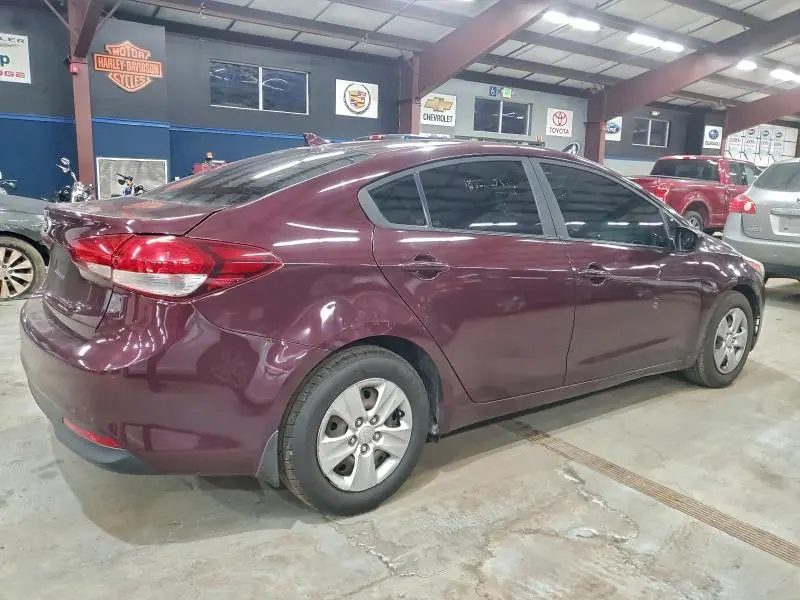 2017 KIA FORTE LX  