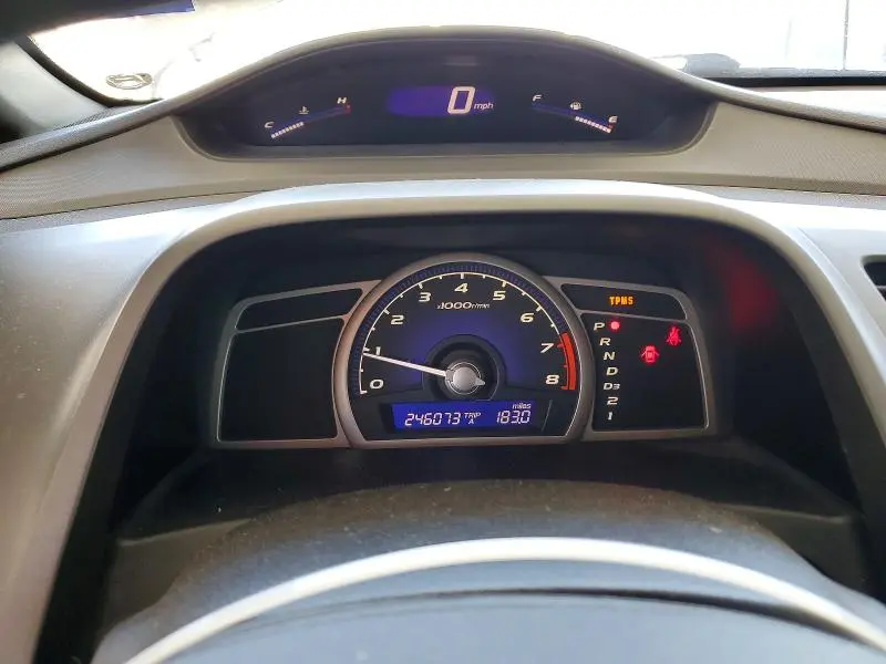 2010 HONDA CIVIC LX  