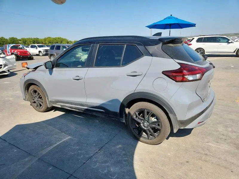 2024 NISSAN KICKS SR  