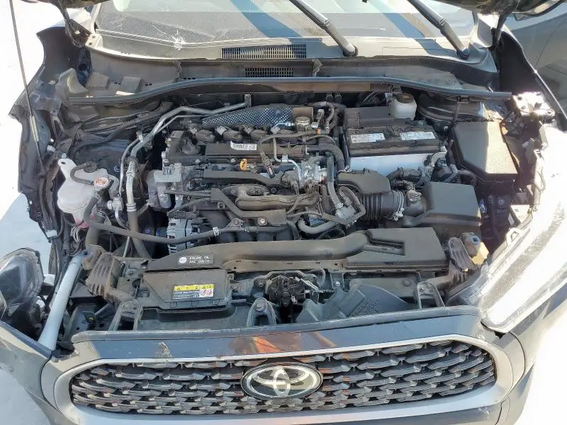 2023 TOYOTA COROLLA CROSS XLE  