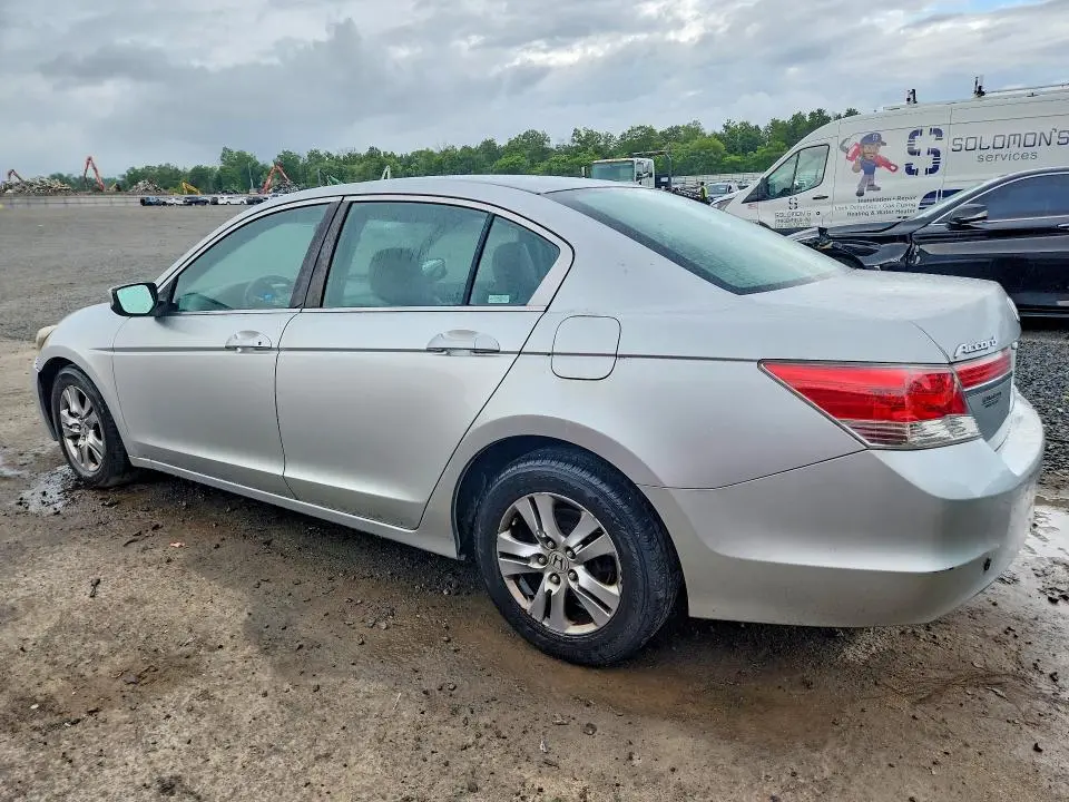 2011 HONDA ACCORD SE  