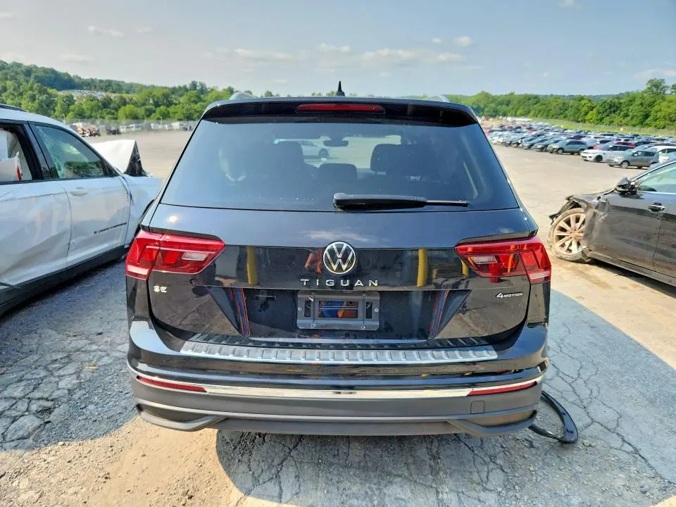 2024 VOLKSWAGEN TIGUAN SE  